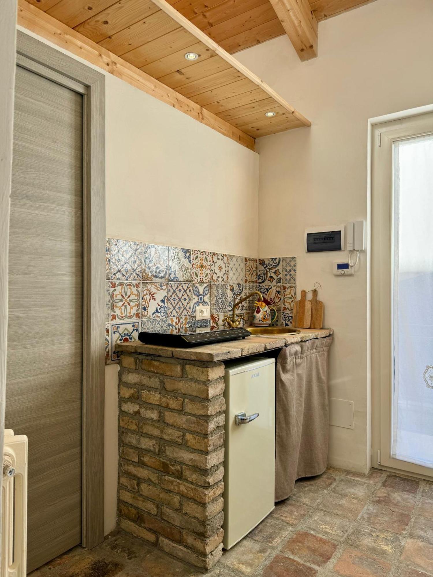 Retro Appartement Castel Di Sangro Buitenkant foto