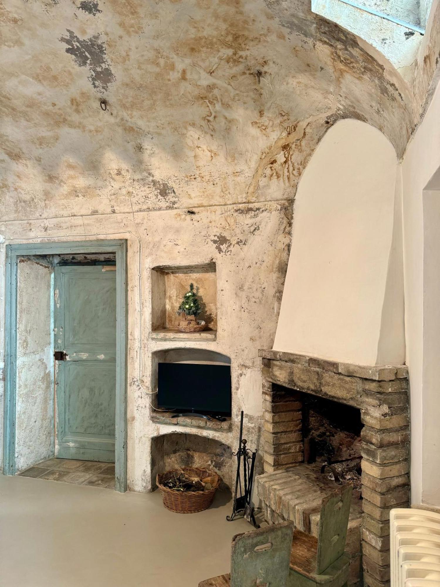 Retro Appartement Castel Di Sangro Buitenkant foto